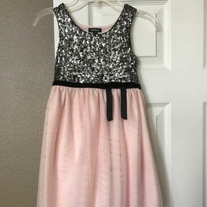 Sparkly silver and pink girls dress. Size 6